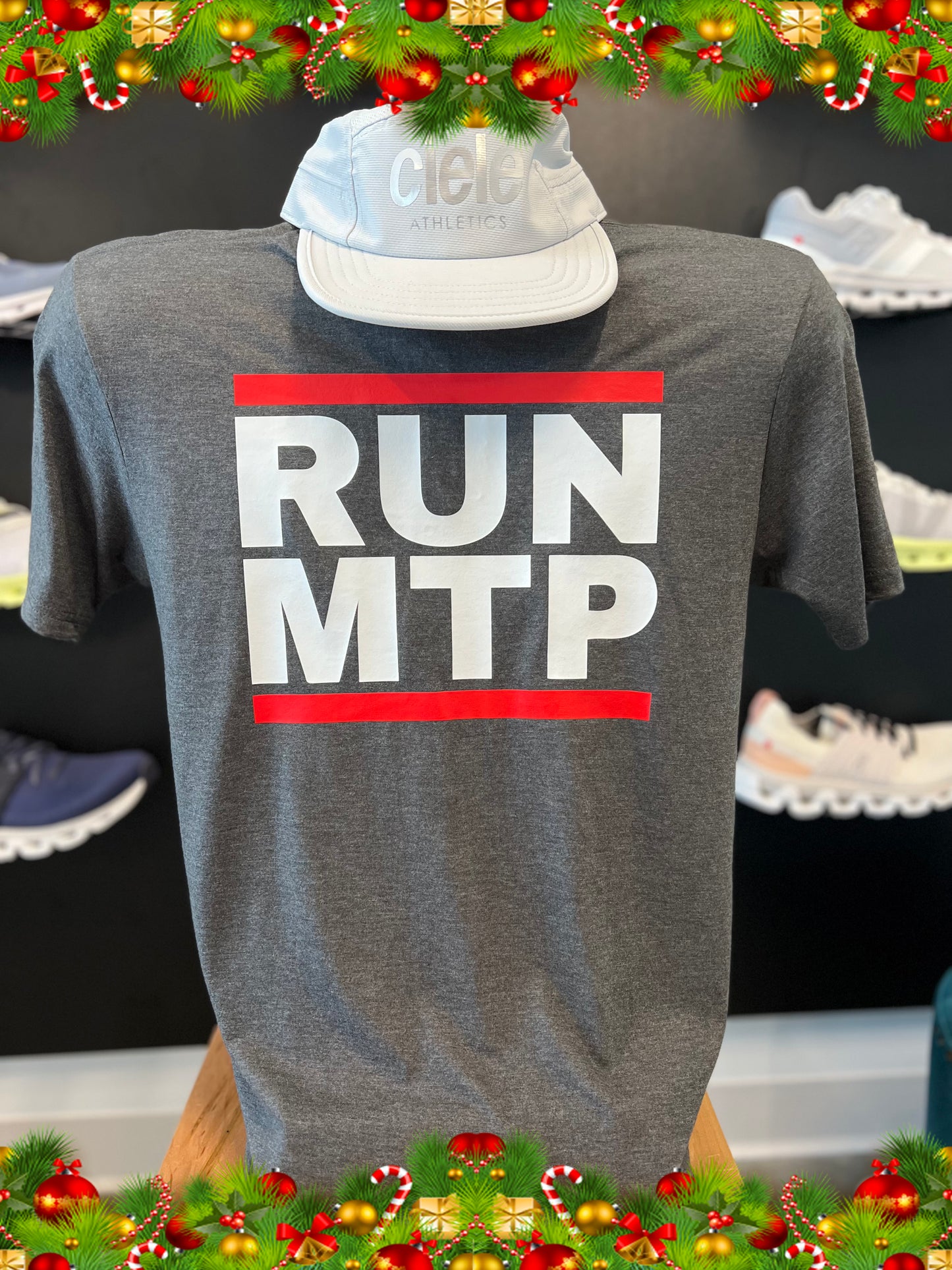 Holiday Run MTP Mens Blue Sky Tee